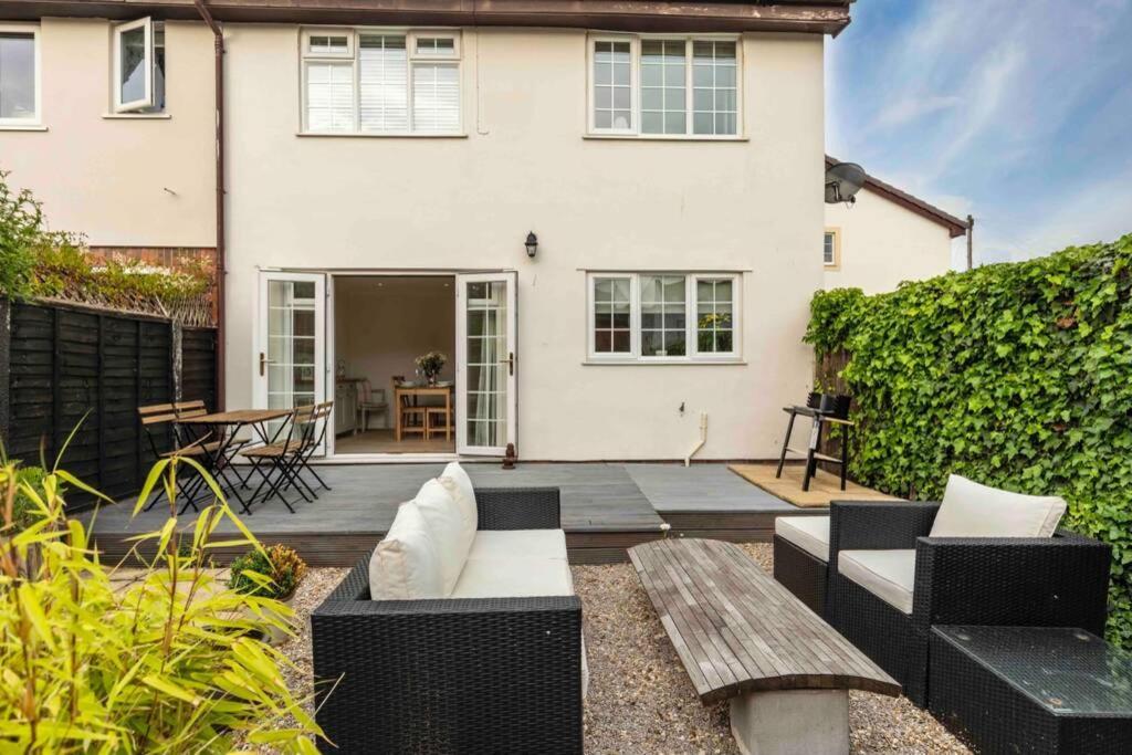 A Cheerful Three Bedroom House In Leafy Lytham Lytham St Annes Luaran gambar