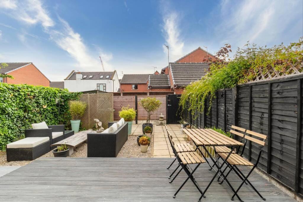 A Cheerful Three Bedroom House In Leafy Lytham Lytham St Annes Luaran gambar
